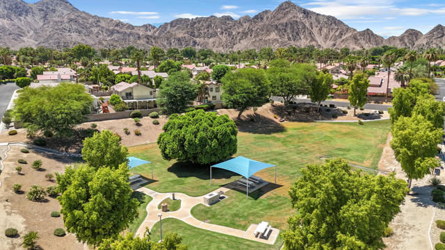 78748 Via Sonata, La Quinta CA: https://media.crmls.org/mediaz/732252dc-a345-45e2-a890-6c1065a1864b.jpg