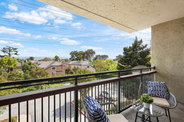 2200 Agnew Road, Santa Clara CA: https://media.crmls.org/mediaz/732271ff-4772-4231-8e93-26fd682c4603.jpg