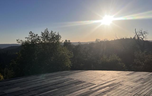 15220 Upper Ellen Road, Los Gatos CA: https://media.crmls.org/mediaz/73234cef-0539-414e-8d83-b65545ff742e.jpg