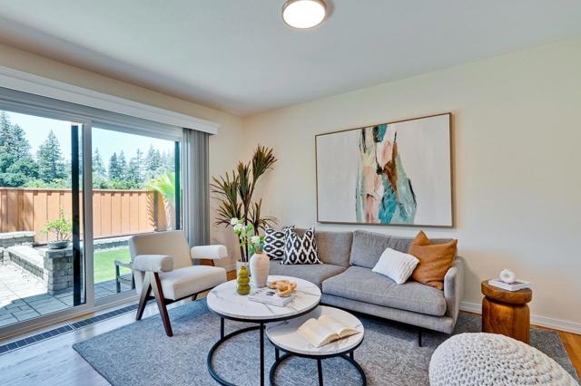 620 Willowgate Street, Mountain View CA: https://media.crmls.org/mediaz/73255bd1-12fa-4ae2-97a2-6790a81d932c.jpg