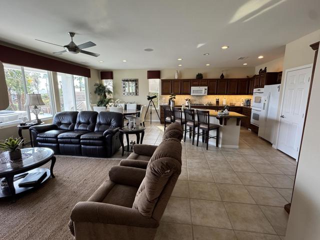 61722 Topaz Drive, La Quinta CA: https://media.crmls.org/mediaz/732639e1-1e25-462c-a2f1-1c726ee2fcb0.jpg