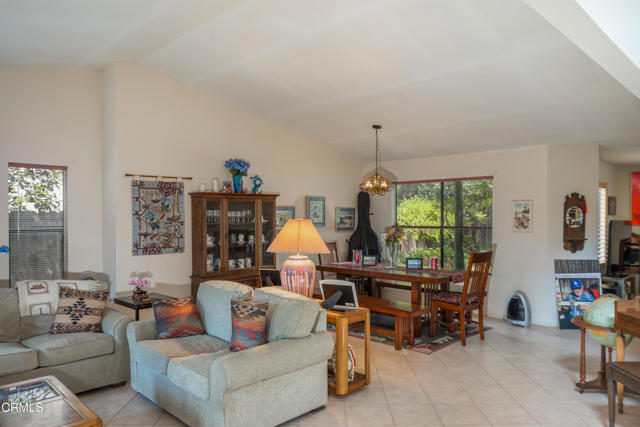 Detail Gallery Image 7 of 27 For 670 Lions Gate Dr, Oxnard,  CA 93030 - 3 Beds | 2/1 Baths