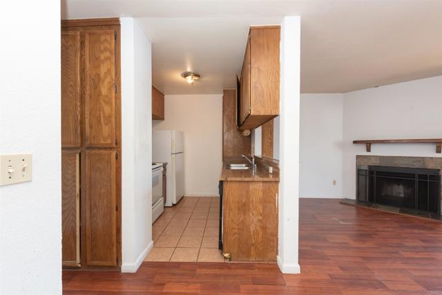 3819 47th Street, San Diego CA: https://media.crmls.org/mediaz/7328b88a-b12f-4f3a-8969-8e1930d1ff09.jpg