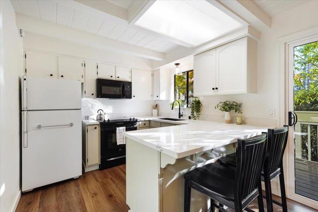 3003 Corte Cabrillo, Aptos CA: https://media.crmls.org/mediaz/73293e4b-c871-4160-a639-da14d9957e91.jpg