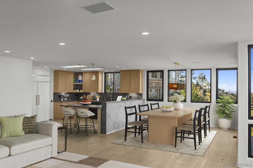 1846 Castellana Rd - photo 6