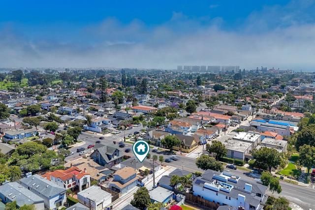 1221 4th St, San Diego CA: https://media.crmls.org/mediaz/7329adb8-e006-4aa5-a63e-65086b57ad82.jpg