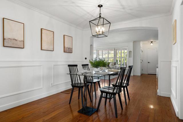 403 Santa Florita Avenue, Millbrae CA: https://media.crmls.org/mediaz/732a09fb-09ed-4b1e-815c-cbbe2923d959.jpg