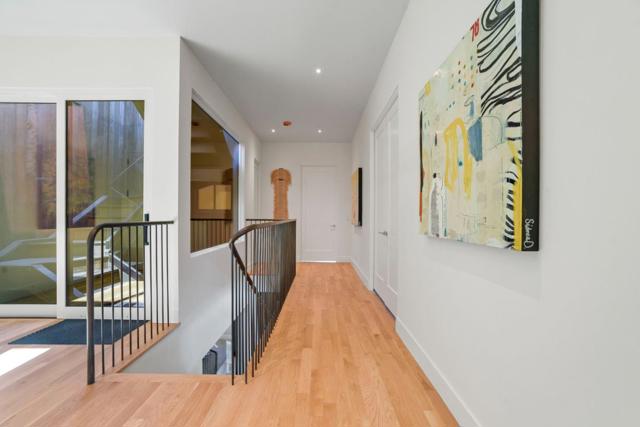 1501 Diamond Street, San Francisco CA: https://media.crmls.org/mediaz/732b81c3-b0b9-49ea-a421-d22a084587f2.jpg