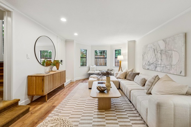 Image 37 of 58 For 3938 Oakmore Rd