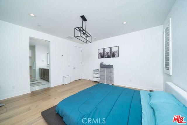 19278 Blackthorn Drive, Santa Clarita CA: https://media.crmls.org/mediaz/732c6eee-5859-47c5-8c3e-737ead582b97.jpg