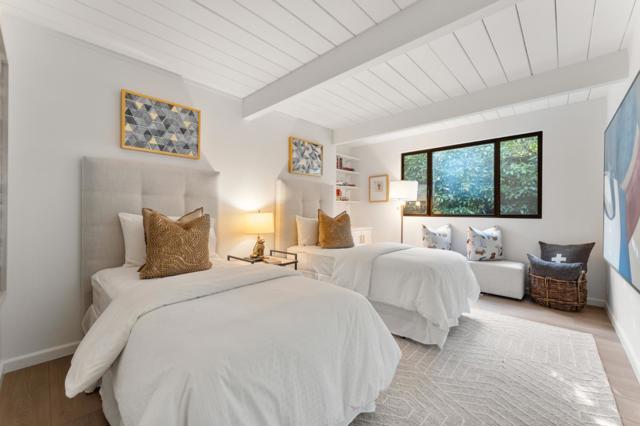 823 Sonoma Terrace, Stanford CA: https://media.crmls.org/mediaz/732c83f3-1fc2-463d-b208-e17f3402536e.jpg