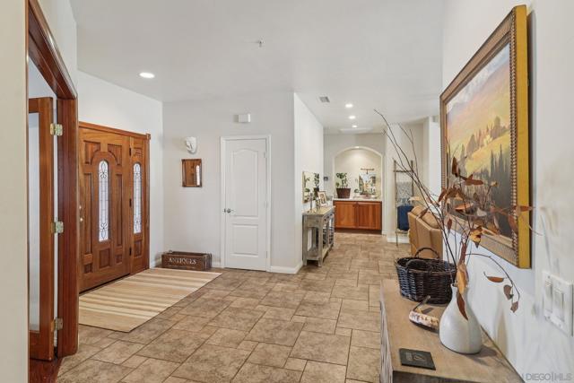 16112 Arena Drive, Ramona CA: https://media.crmls.org/mediaz/732d28d9-74aa-43bc-9887-65cc78713d70.jpg