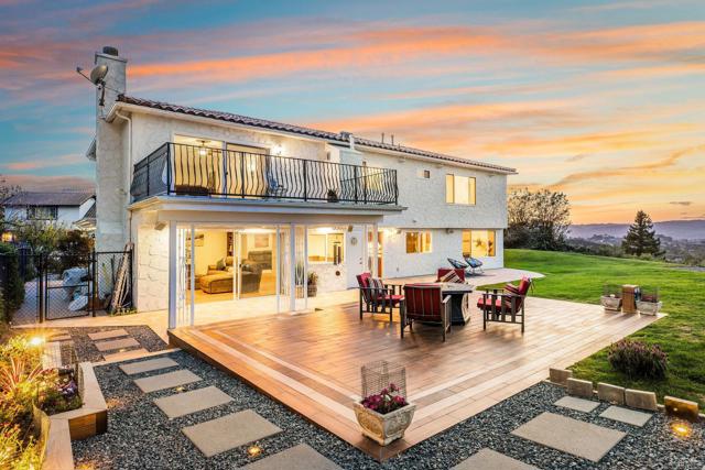 4400 Chaumont Road, Woodland Hills CA: https://media.crmls.org/mediaz/732d7b84-5ed3-436e-aed0-1827814353b1.jpg