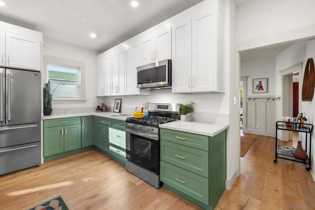 1203 N Normandie Ave, Los Angeles CA: https://media.crmls.org/mediaz/732e6574-9871-4eac-b879-c9c5947db4de.jpg