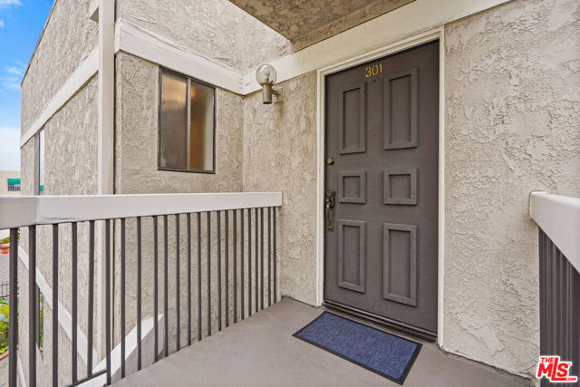 365 West Alameda Avenue, 301 photo 2