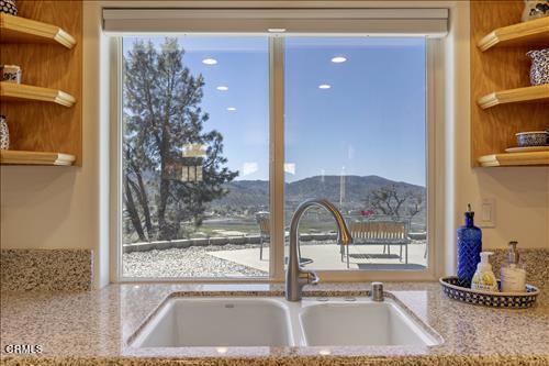 Detail Gallery Image 14 of 43 For 27200 Barkes Way, Tehachapi,  CA 93561 - 3 Beds | 2 Baths