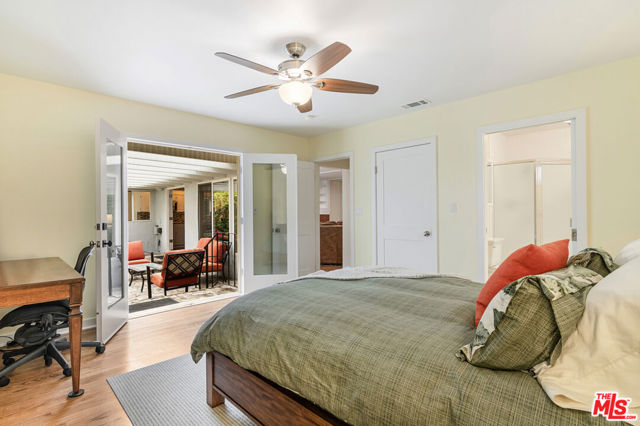 12954 Otsego Street, Sherman Oaks CA: https://media.crmls.org/mediaz/73308f97-24bd-4c4f-b568-085015e5443c.jpg