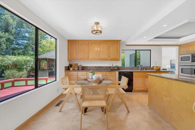 765 Finchwood Way, San Jose CA: https://media.crmls.org/mediaz/73310c79-fd56-4163-b4ff-0d4de1c5d994.jpg