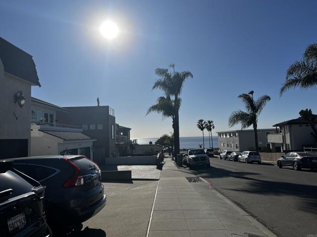 Detail Gallery Image 12 of 40 For 159 Redwood Ave. #B,  Carlsbad,  CA 92008 - 2 Beds | 1/1 Baths