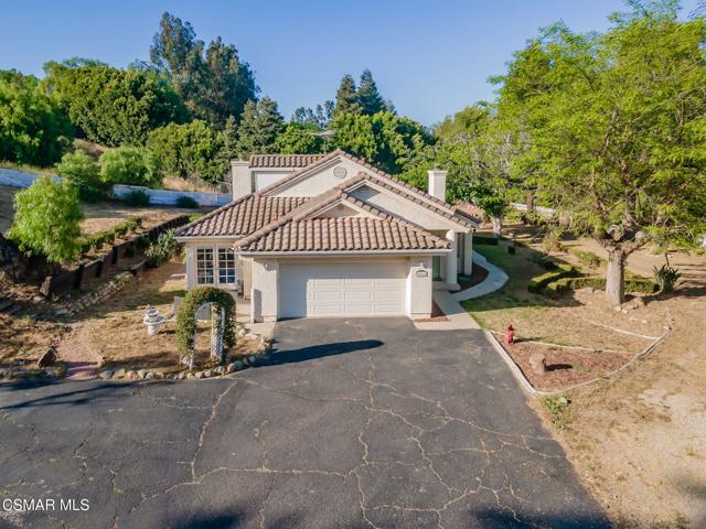 6564 La Cumbre Road, Somis CA: https://media.crmls.org/mediaz/73330b1f-a7ff-42e1-a49d-4b4f78ad75c2.jpg
