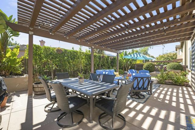 Detail Gallery Image 37 of 41 For 9815 Fox Valley Way, San Diego,  CA 92127 - 4 Beds | 3 Baths