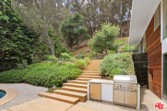 Drew Fenton | 731 Greentree Road Pacific Palisades CA | MLS: 6836540