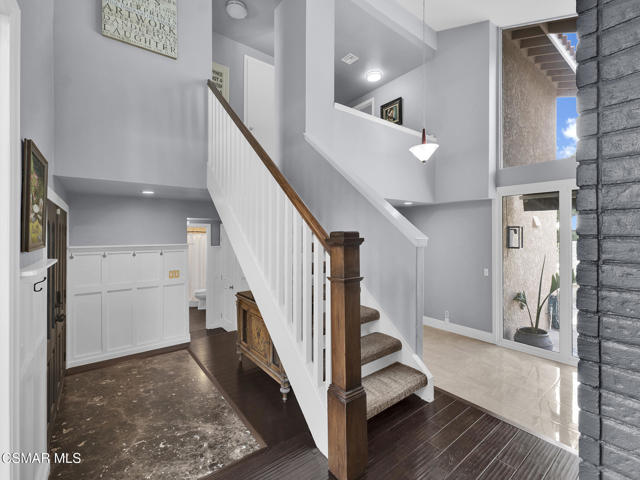 2026 Bridgegate Court, Westlake Village CA: https://media.crmls.org/mediaz/733718b6-4924-4883-ac8a-bf52d5a7ebcb.jpg