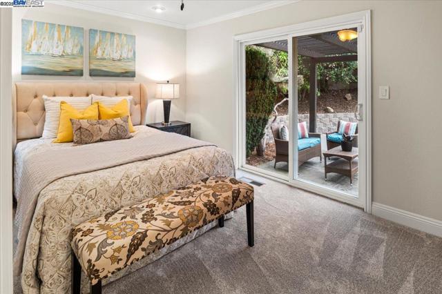 25631 Paul Ct, Hayward CA: https://media.crmls.org/mediaz/733810bb-17fb-4024-bf86-0f43fd07cbc0.jpg