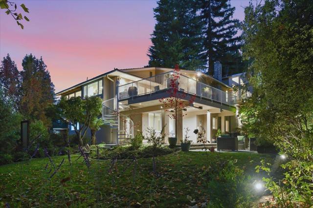 920 Oxford Drive, Los Altos CA: https://media.crmls.org/mediaz/73392f92-a8ad-4766-bfec-dbc39ccf1d71.jpg