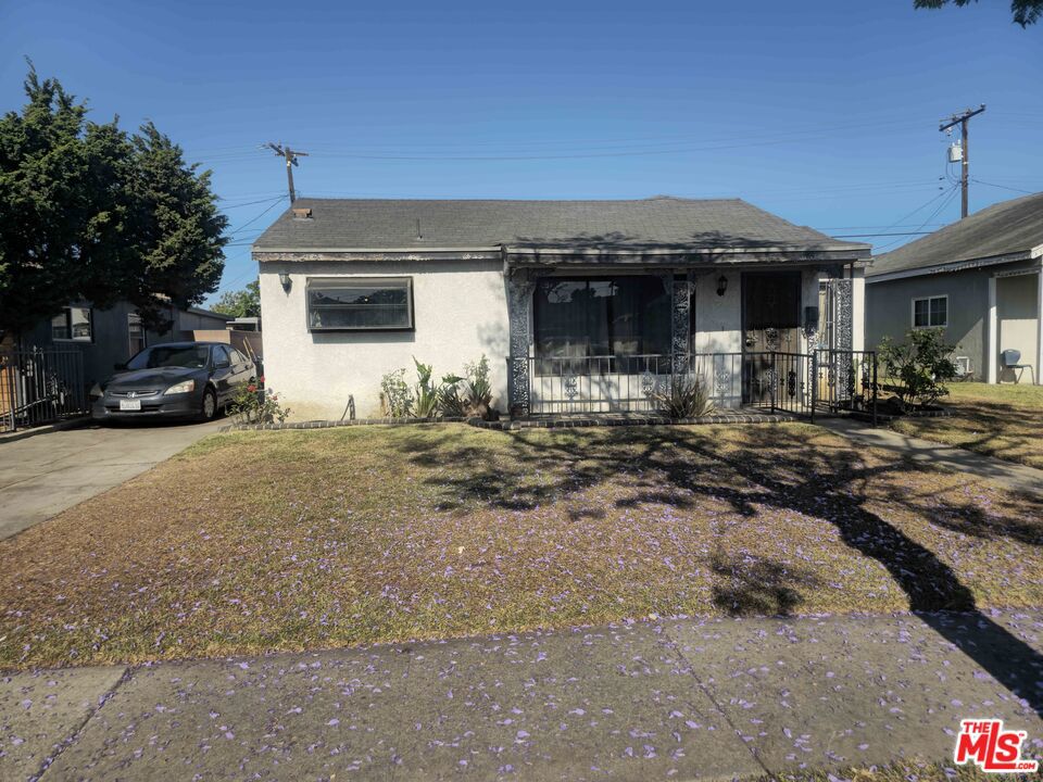 14102 S Parmelee Avenue