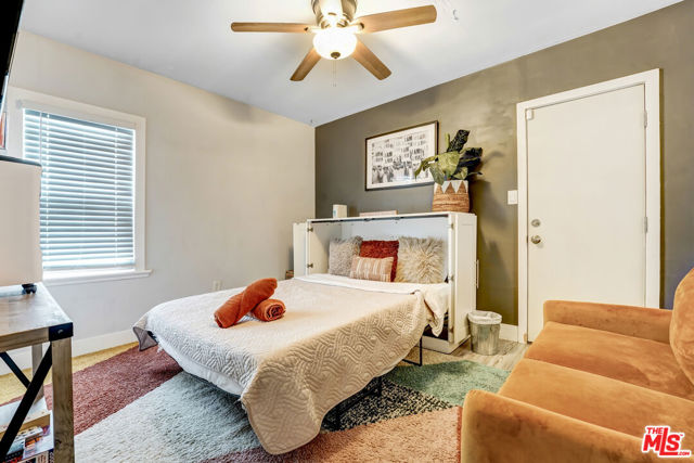 600 W 102nd Street, Los Angeles CA: https://media.crmls.org/mediaz/733986b8-aeca-4b58-b34a-249c9a662b5b.jpg