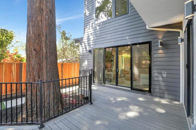 546 9th Avenue, Menlo Park CA: https://media.crmls.org/mediaz/733b4d34-aea4-4627-a4fe-1ed35bba3838.jpg