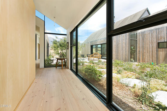 Detail Gallery Image 17 of 60 For 11100 Sulphur Mountain Rd, Ojai,  CA 93023 - 5 Beds | 4/1 Baths
