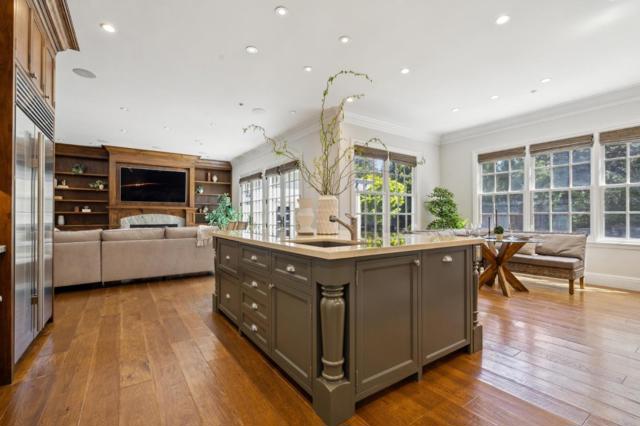 125 Stonepine Road, Hillsborough CA: https://media.crmls.org/mediaz/733c61e6-df50-4b74-83f5-fcd71d6dbaae.jpg