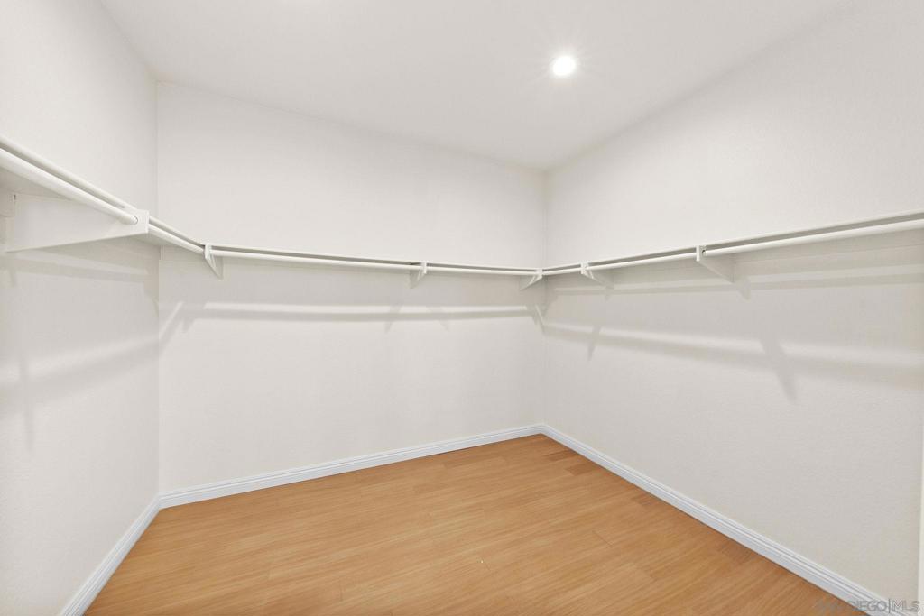 MLS #250027189SD img 28