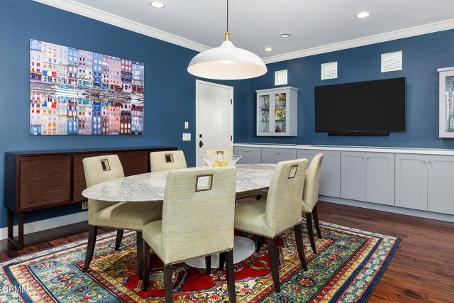 411 22nd Street, Huntington Beach CA: https://media.crmls.org/mediaz/733d3d15-fb7e-4a7a-96bf-d7c614a28394.jpg