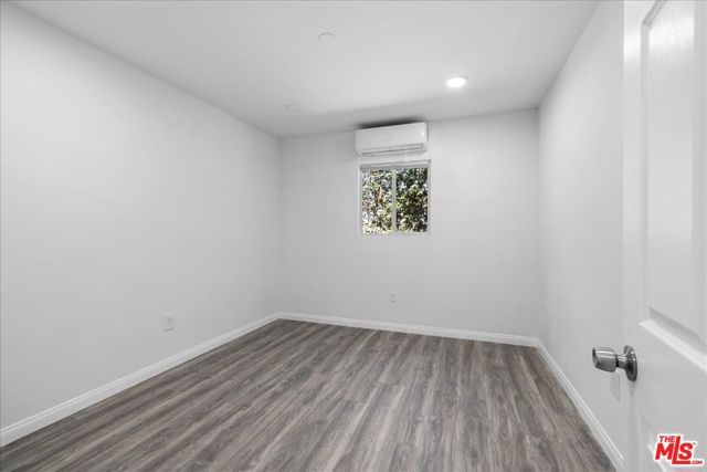7241 Forbes Avenue, Unit B photo 8
