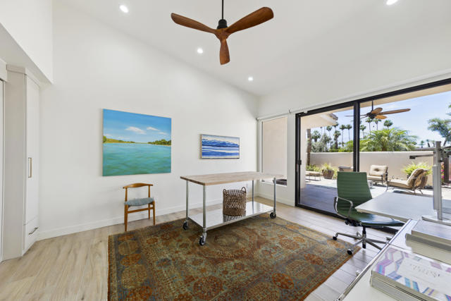 44970 Desert Horizons Drive, Indian Wells CA: https://media.crmls.org/mediaz/734088cd-a68b-49e5-95ce-acb3049b2f71.jpg