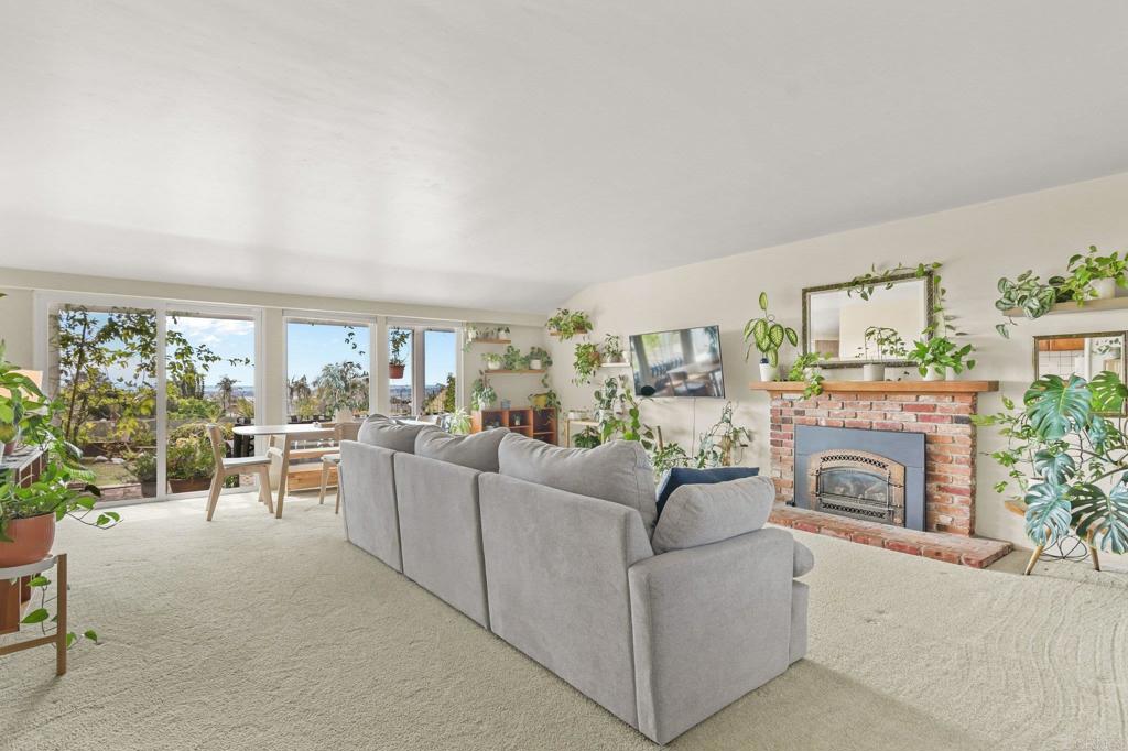 2552 Deerpark Dr - photo 4