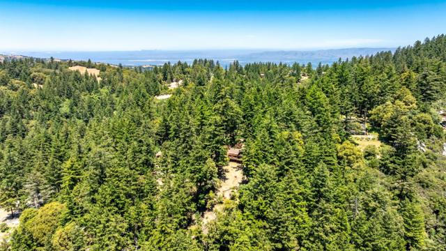 12338 First Fork Road, Los Gatos CA: https://media.crmls.org/mediaz/734260c6-c889-46bd-9519-046203c9bed4.jpg