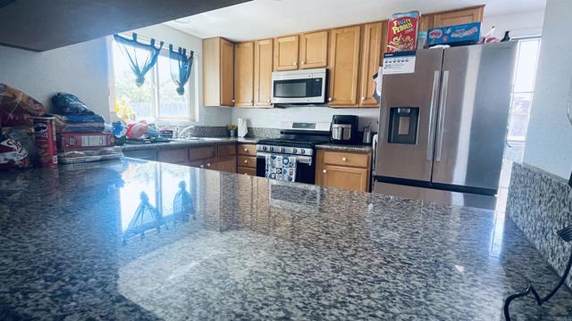 1636 Jonathon Street, Vista CA: https://media.crmls.org/mediaz/7342b5d9-7c18-4d47-808c-20ac4f23773f.jpg