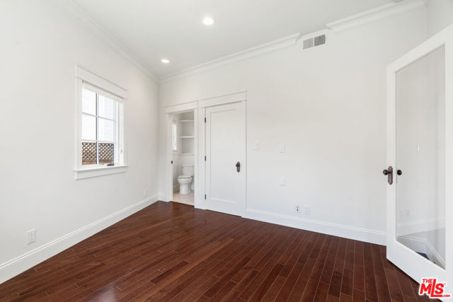 2347 Parnell Avenue, Los Angeles CA: https://media.crmls.org/mediaz/734418e5-e65f-432c-885b-b7c1ba44f053.jpg
