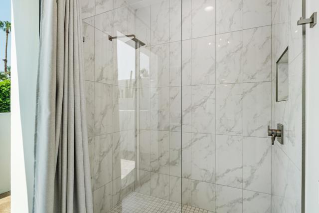 75301 Montecito Drive, Indian Wells CA: https://media.crmls.org/mediaz/7344281c-2464-45d7-86a3-d0787e61a16c.jpg