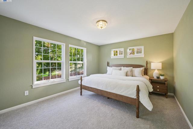 3801 Mohr Ave, Pleasanton CA: https://media.crmls.org/mediaz/734443c3-37be-44cb-8665-7f13af694548.jpg