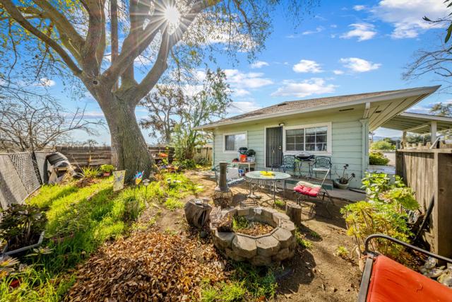 584585 Monterey Road, Morgan Hill CA: https://media.crmls.org/mediaz/7344ab76-173d-4c73-a60a-f16a3386707c.jpg