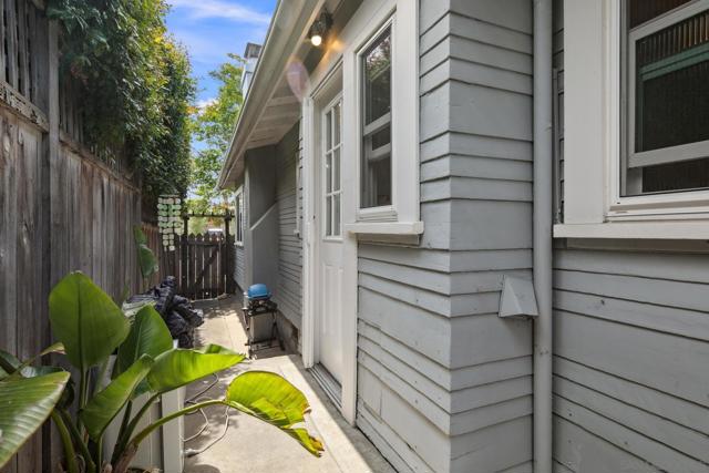 Image 26 of 30 For 4067 Palmetto Way