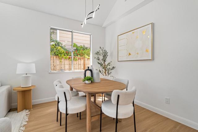 1274 Notting Hill Drive, San Jose CA: https://media.crmls.org/mediaz/7346fbba-eecb-4e38-99c3-b48f3e95dee7.jpg