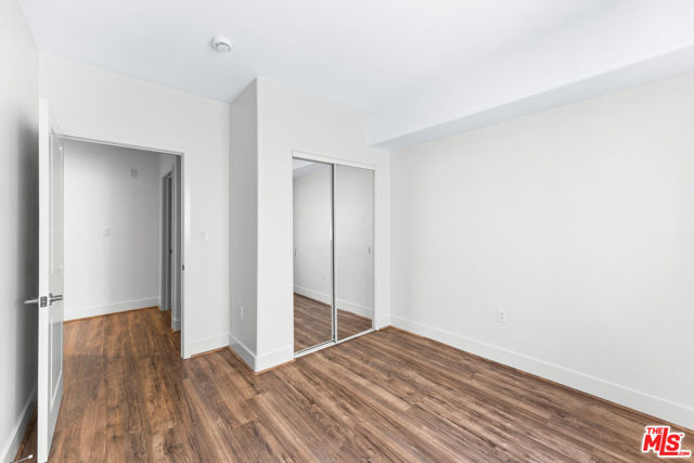 5232 Satsuma Avenue, North Hollywood CA: https://media.crmls.org/mediaz/7347ce1c-a349-46e2-a7f1-938351e8159e.jpg