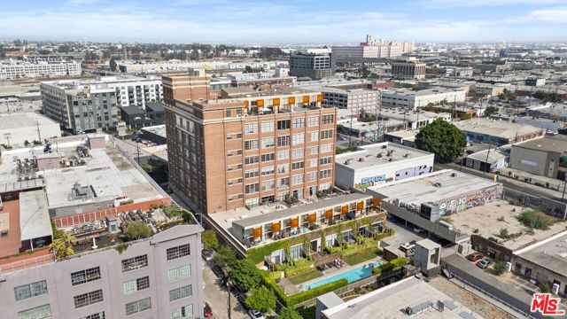 1850 Industrial Street, Los Angeles CA: https://media.crmls.org/mediaz/7348372e-8dd2-4a9c-b0c9-0311ba9d4c94.jpg
