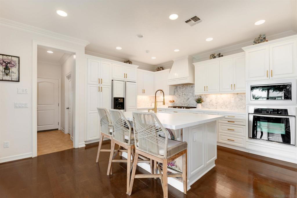 8360 Bristol Ridge Lane - photo 5